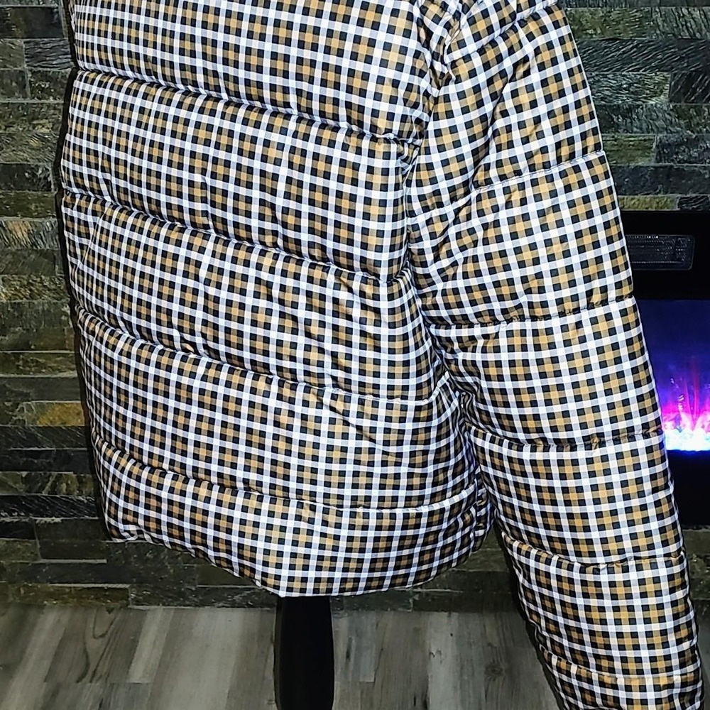 Plaid Puffer Jacket Size L - Picture 3 of 8